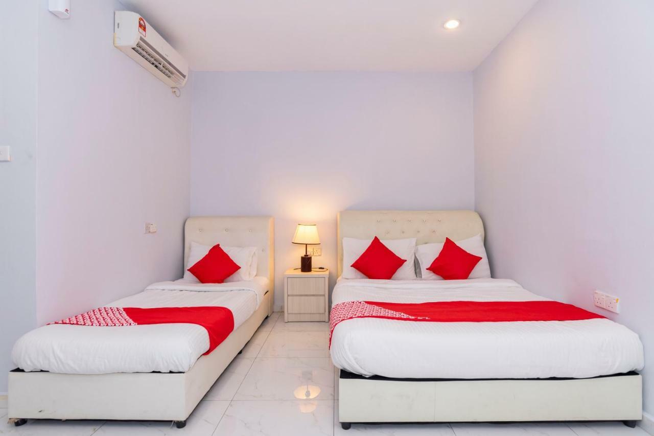 Oyo 1228 R & R Motel Johor Bahru Exterior foto
