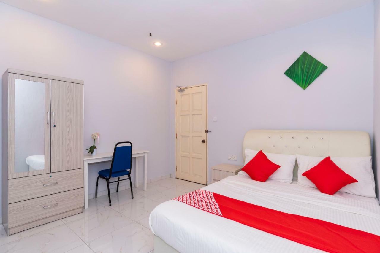 Oyo 1228 R & R Motel Johor Bahru Exterior foto