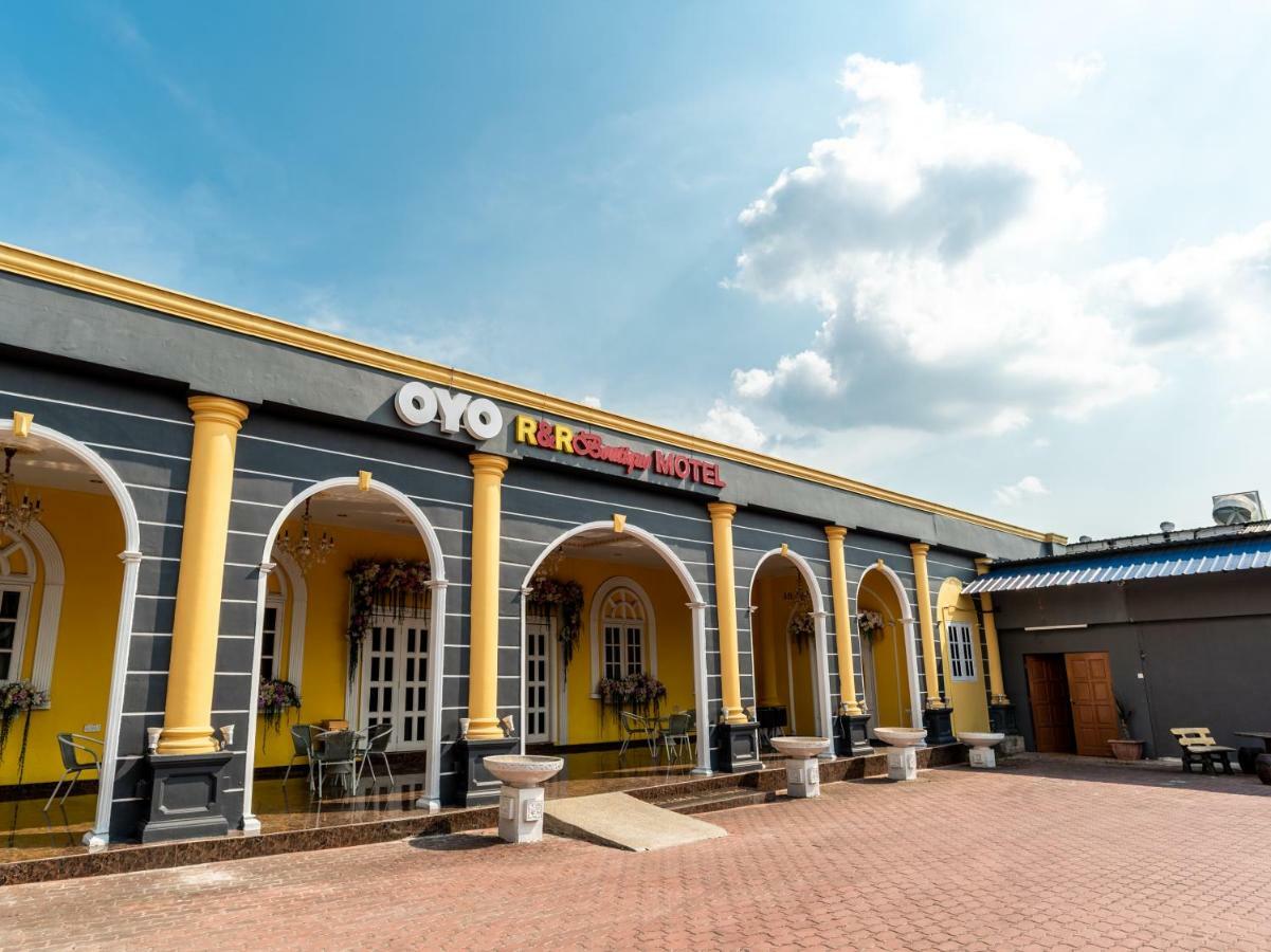 Oyo 1228 R & R Motel Johor Bahru Exterior foto