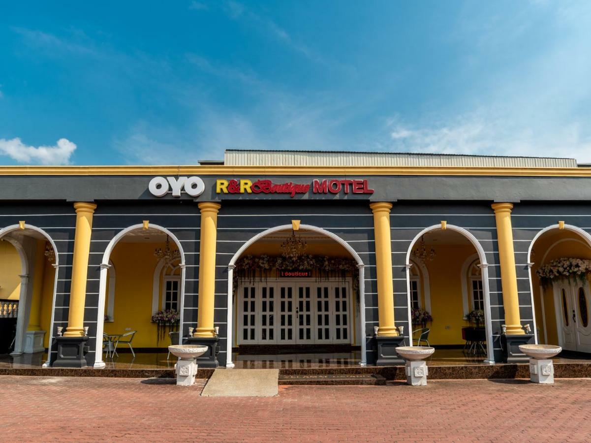 Oyo 1228 R & R Motel Johor Bahru Exterior foto